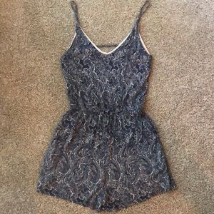 H&M Medium Blue Patterned Romper w/ Pockets